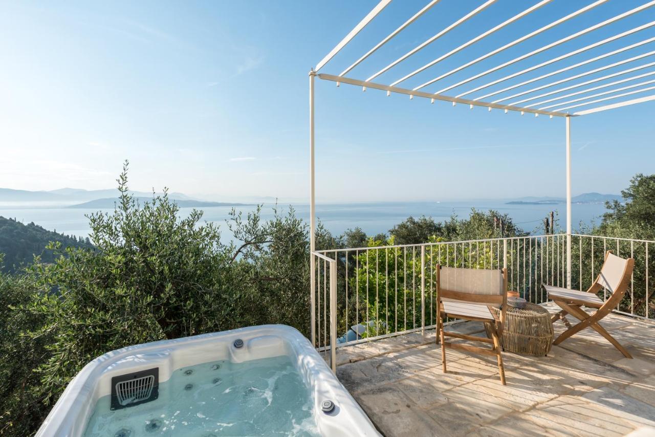 Villa Rizes Sea View à Nisaki  Extérieur photo